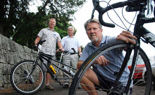 Kev Irle, Tony Breadsell and Randal Bishop prepare to ride from Brisbane to Sydney in the Bridge to Bridge Cycle Charity Ride to raise money for brain tumour treatment and research in memory of Shaynae Bishop. Kev Irle, Tony Breadsell and Randal Bishop prepare to ride from Brisbane to Sydney in the Bridge to Bridge Cycle Charity Ride to raise money for brain tumour treatment and research in memory of Shaynae Bishop.